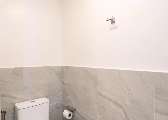 Kaim Ekkamai 3*